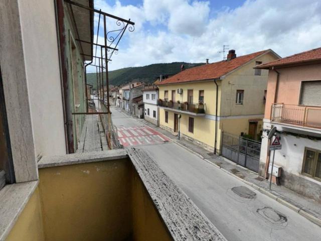 Casa indipendente in vendita a Avezzano AQ