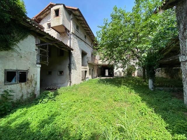 Casa indipendente in vendita a Aviano PN
