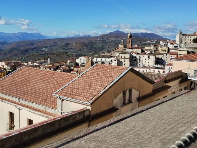 Casa indipendente in vendita a Avigliano PZ