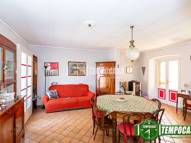 Casa indipendente in vendita a Azzanello