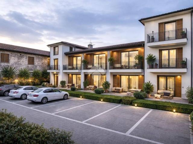 Casa indipendente in vendita a Azzano San Paolo BG