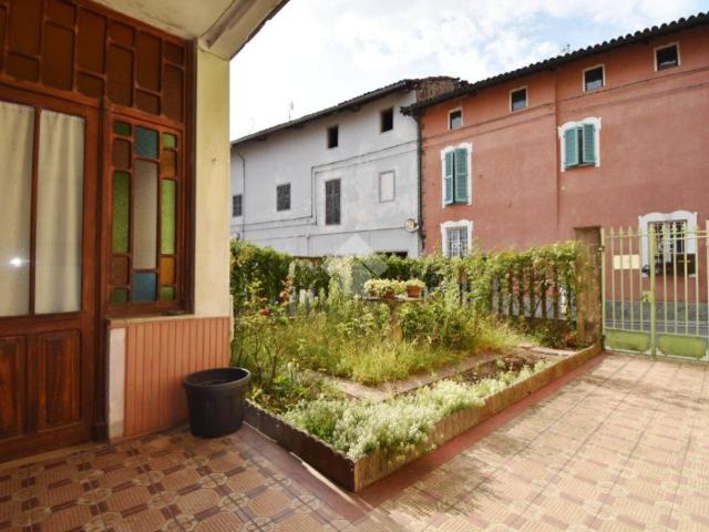 Casa indipendente in vendita a Azeglio TO