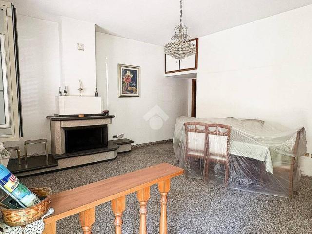 Casa indipendente in vendita a Botricello CZ