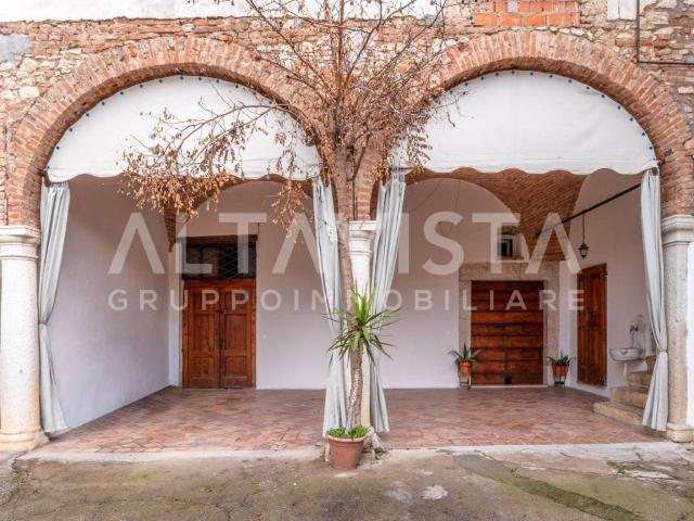 Casa indipendente in vendita a Botticino BS