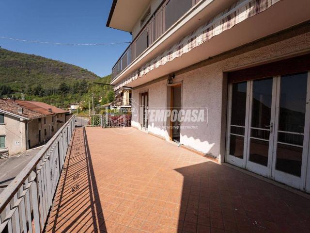 Casa indipendente in vendita a Botticino BS