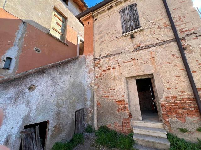 Casa indipendente in vendita a Bovezzo