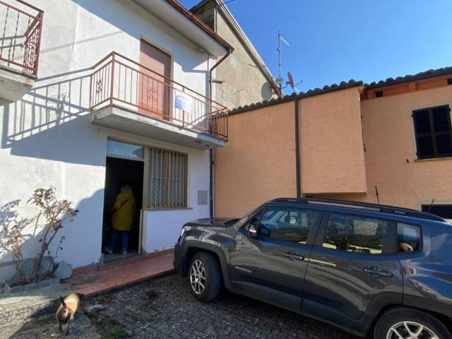 Casa indipendente in vendita a Bobbio PC