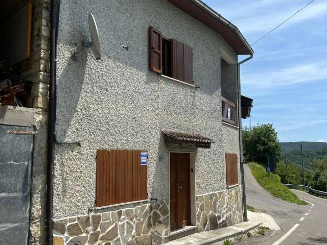 Casa indipendente in vendita a Bobbio PC