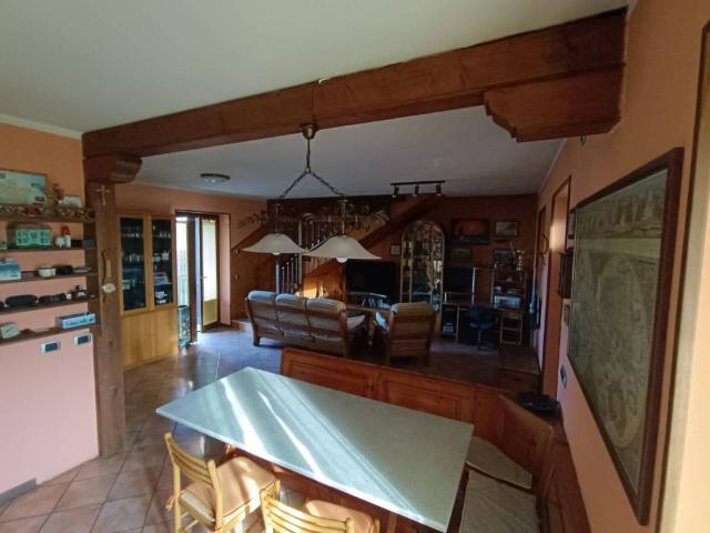 Casa indipendente in vendita a Boca NO