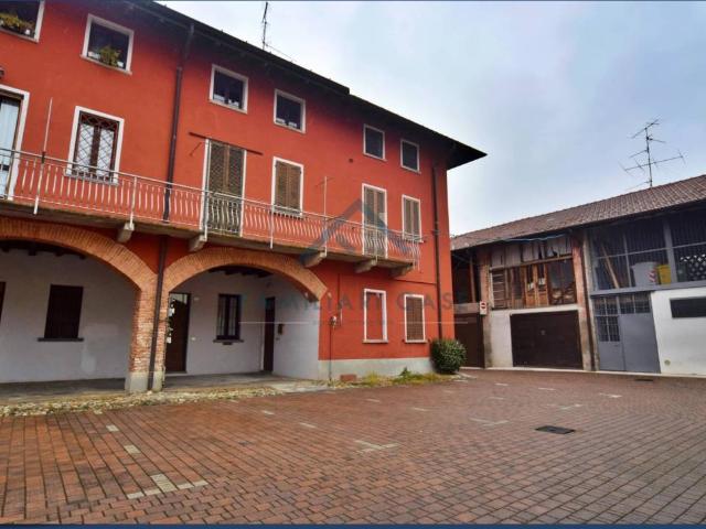 Casa indipendente in vendita a Bodio Lomnago VA