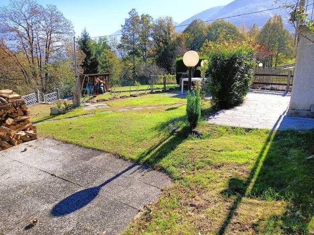Casa indipendente in vendita a Bognanco VB