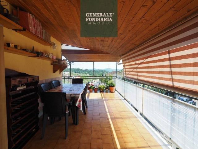 Appartamento in vendita a Podenzana MS