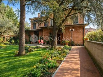 Casa indipendente in vendita a Bologna BO