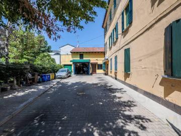 Casa indipendente in vendita a Bologna BO