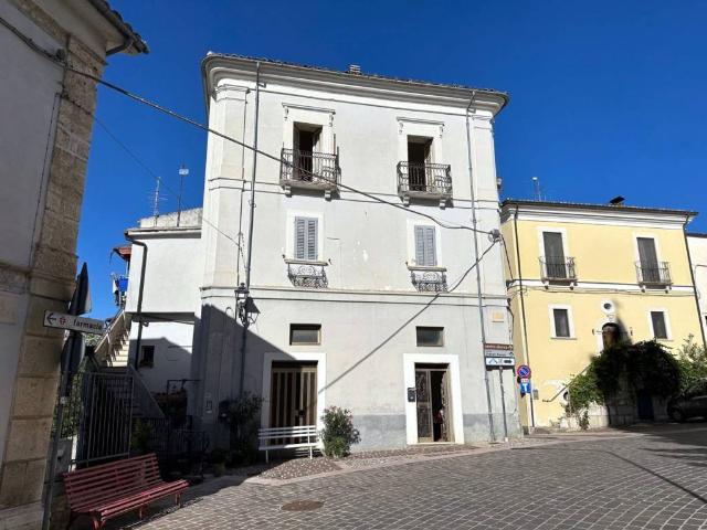 Casa indipendente in vendita a Bolognano PE