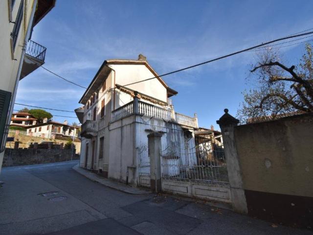 Casa indipendente in vendita a Bollengo TO