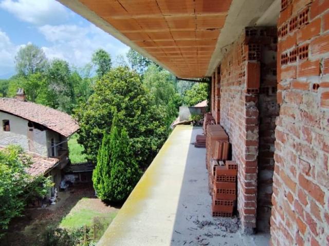 Casa indipendente in vendita a Bollengo TO