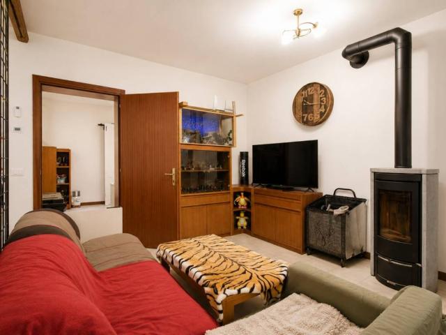 Casa indipendente in vendita a Bolzano Vicentino VI