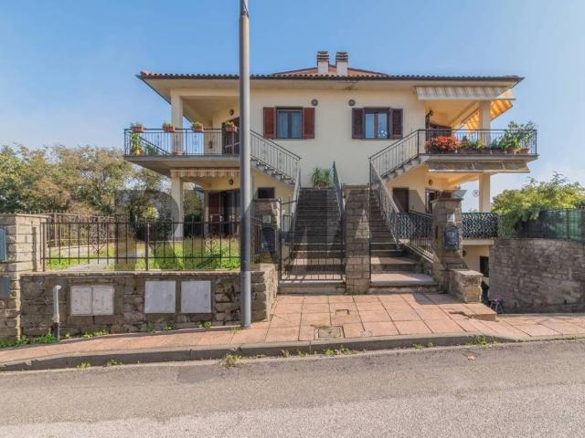 Casa indipendente in vendita a Bomarzo VT