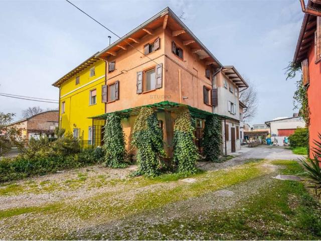 Casa indipendente in vendita a Bomporto MO