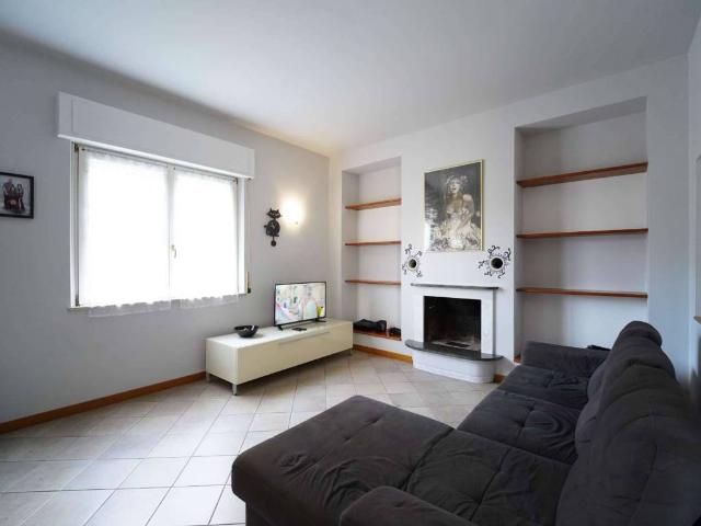 Casa indipendente in vendita a Bonate Sopra BG