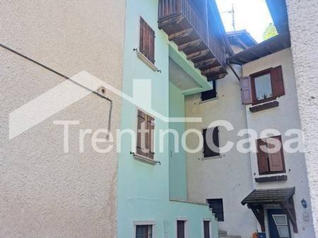 Casa indipendente in vendita a Bondone TN