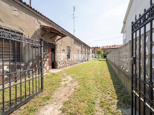 Casa indipendente in vendita a Bondeno FE