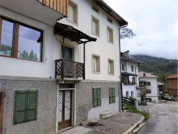 Casa indipendente in vendita a Borca di Cadore BL