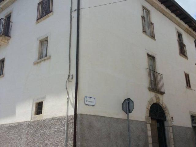 Casa indipendente in vendita a Borbona RI