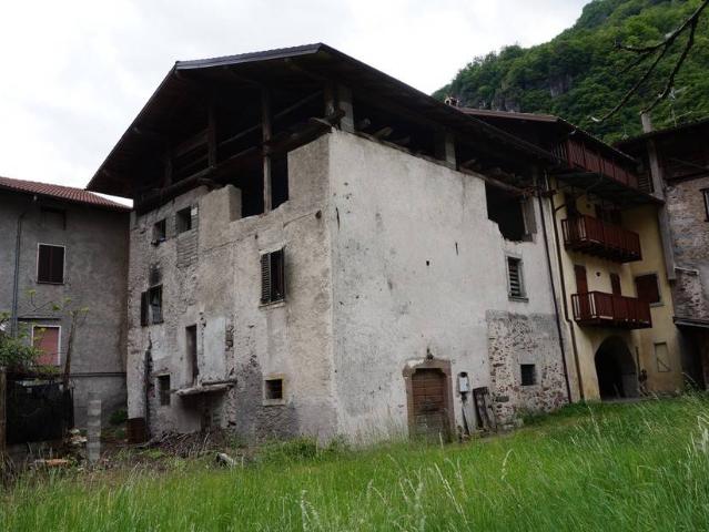 Casa Indipendente in vendita a Borgo Chiese