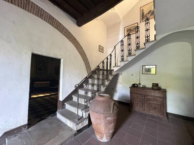 Casa indipendente in vendita a Borgo a Mozzano LU