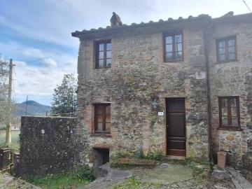 Casa indipendente in vendita a Borgo a Mozzano LU