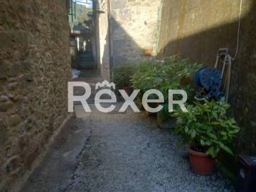 Casa indipendente in vendita a Borgo a Mozzano LU