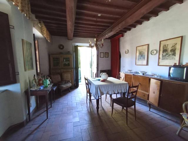 Casa indipendente in vendita a Borgo A Mozzano