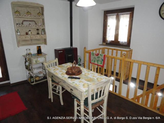 Casa indipendente in vendita a Borgo San Dalmazzo CN