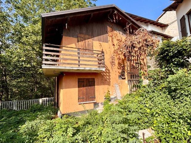 Casa indipendente in vendita a Borgo San Dalmazzo CN