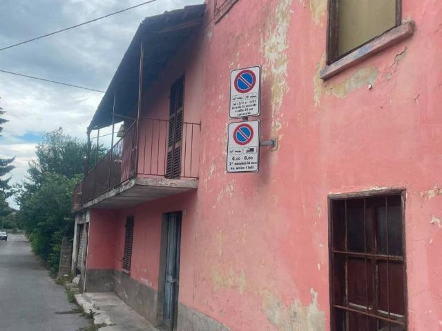 Casa indipendente in vendita a Borgo San Dalmazzo CN