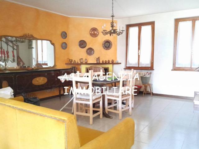 Casa indipendente in vendita a Borgo San Giacomo BS