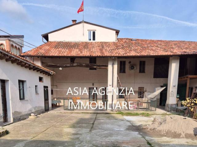 Casa indipendente in vendita a Borgo San Giacomo BS