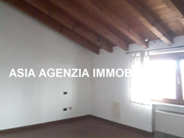 Casa indipendente in vendita a Borgo San Giacomo BS