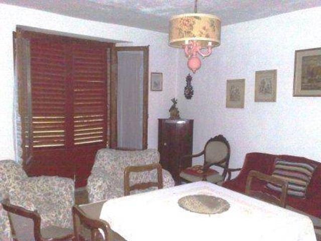 Casa indipendente in vendita a Borgo San Lorenzo FI