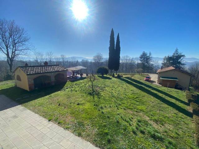 Casa indipendente in vendita a Borgo San Lorenzo FI