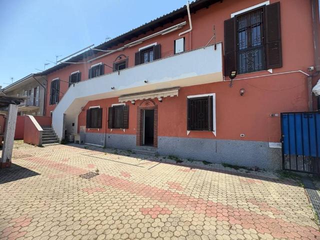 Casa indipendente in vendita a Borgo San Siro PV