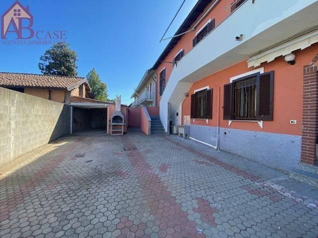 Casa indipendente in vendita a Borgo San Siro PV