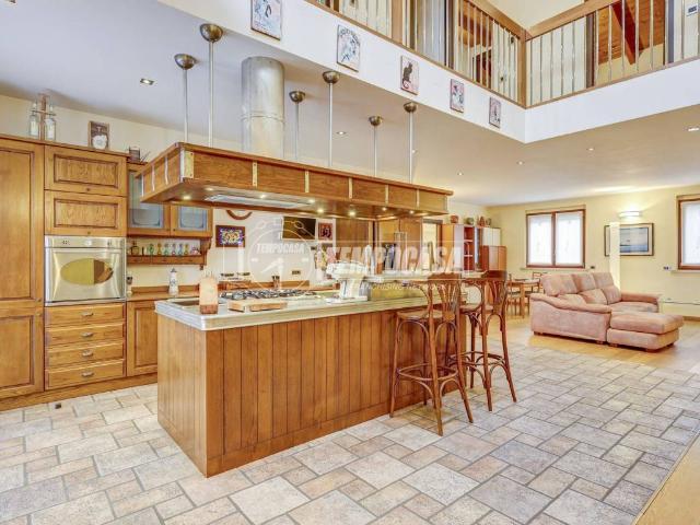 Casa indipendente in vendita a Borgo Ticino NO