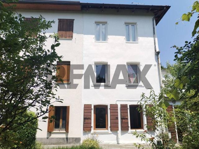 Casa indipendente in vendita a Borgo Valbelluna