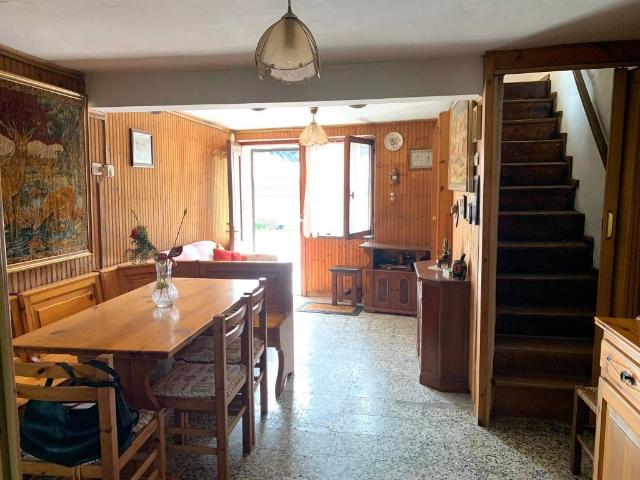 Casa indipendente in vendita a Borgo Valbelluna BL