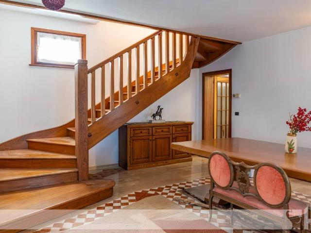 Casa indipendente in vendita a Borgo Valbelluna BL
