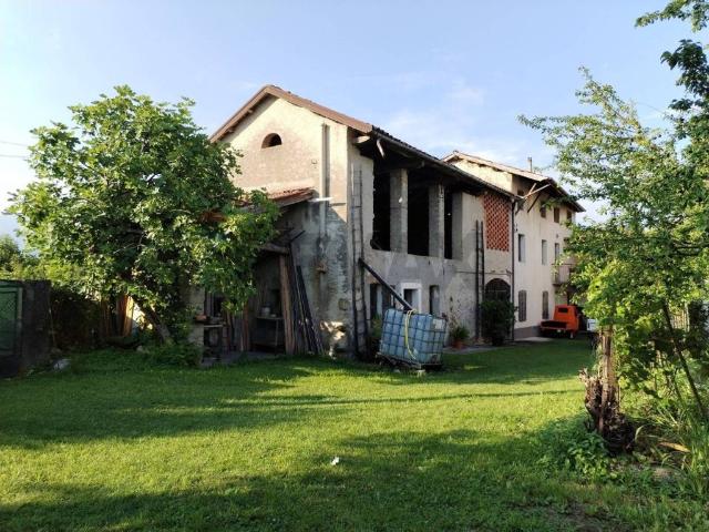 Casa indipendente in vendita a Borgo Valbelluna BL