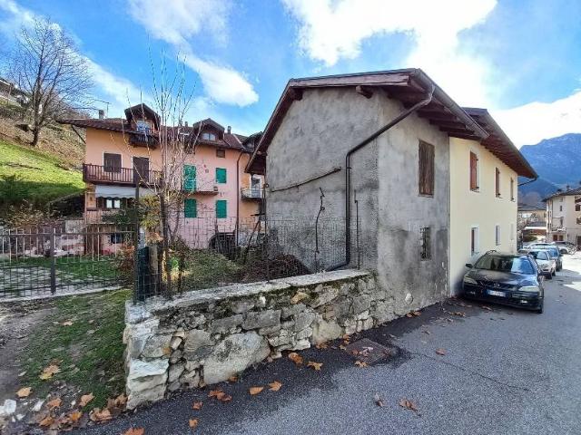 Casa indipendente in vendita a Borgo Valsugana TN